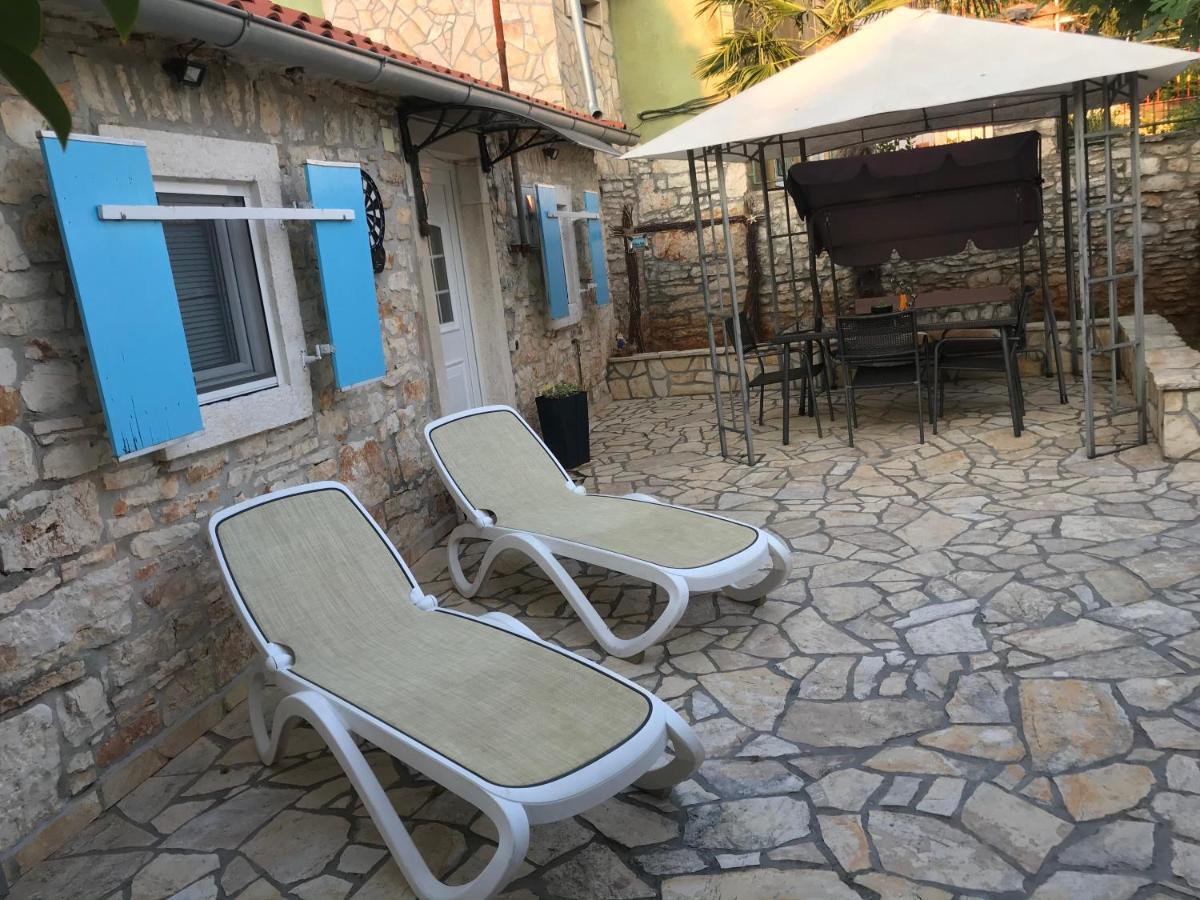 Апартаменти Holiday House Carpe Diem Пула Екстер'єр фото